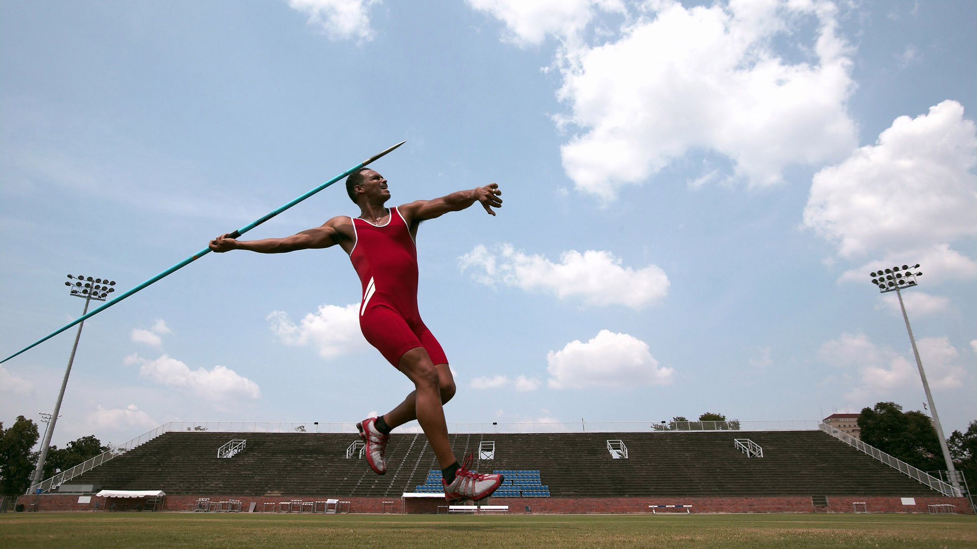 “激烈的季后赛对决：一场“命运之战”的幕后故事”，命运之轮全球总决赛回放
